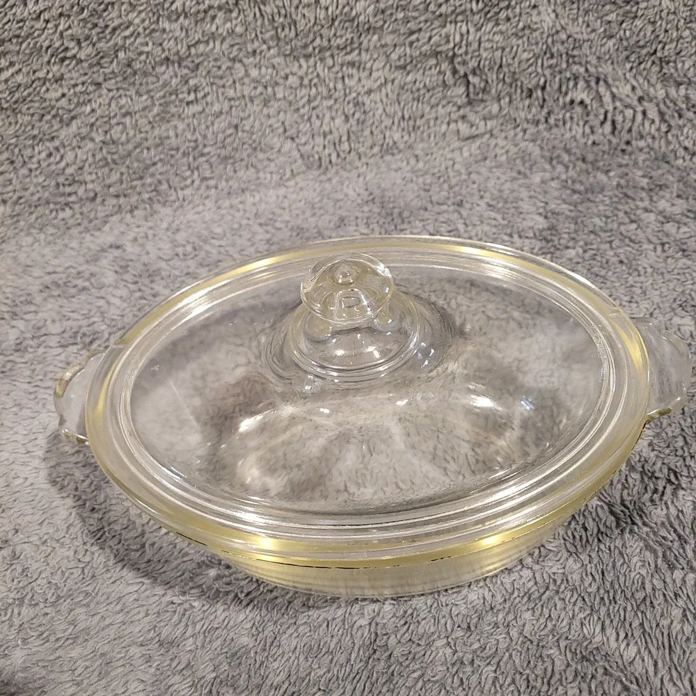 Pyrex this vintage